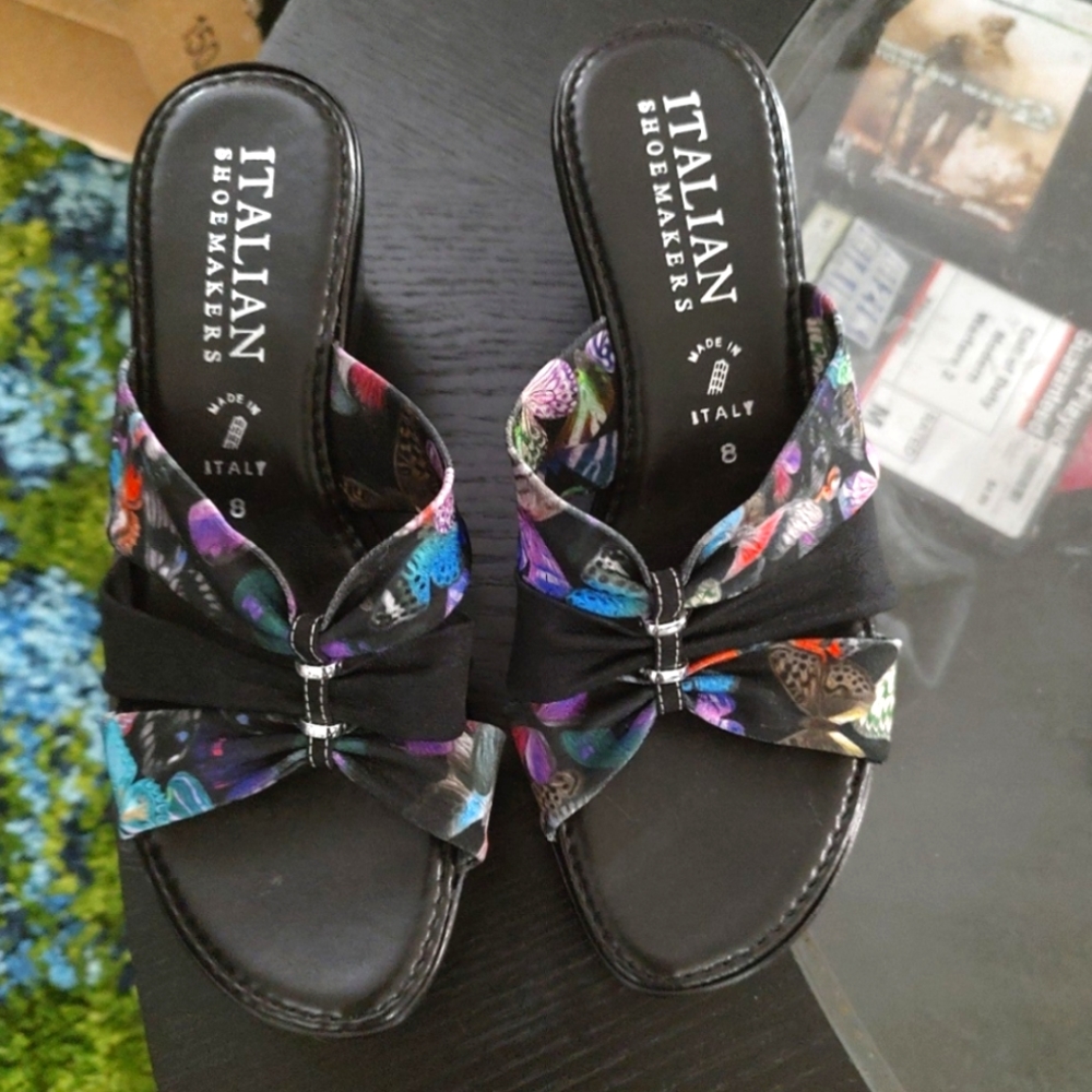 Italian Shoemakers Wedge Sandals size 8